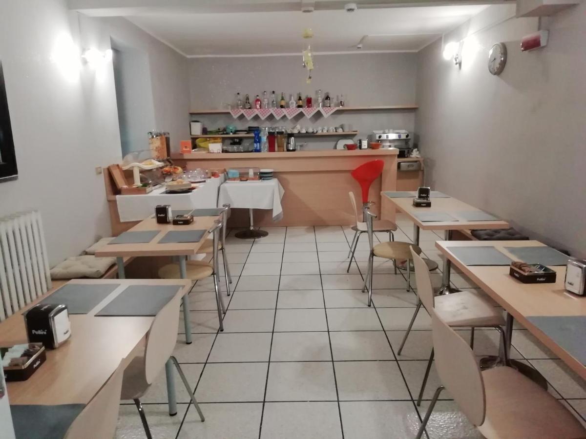 Miu Hotel Milano Eksteriør billede